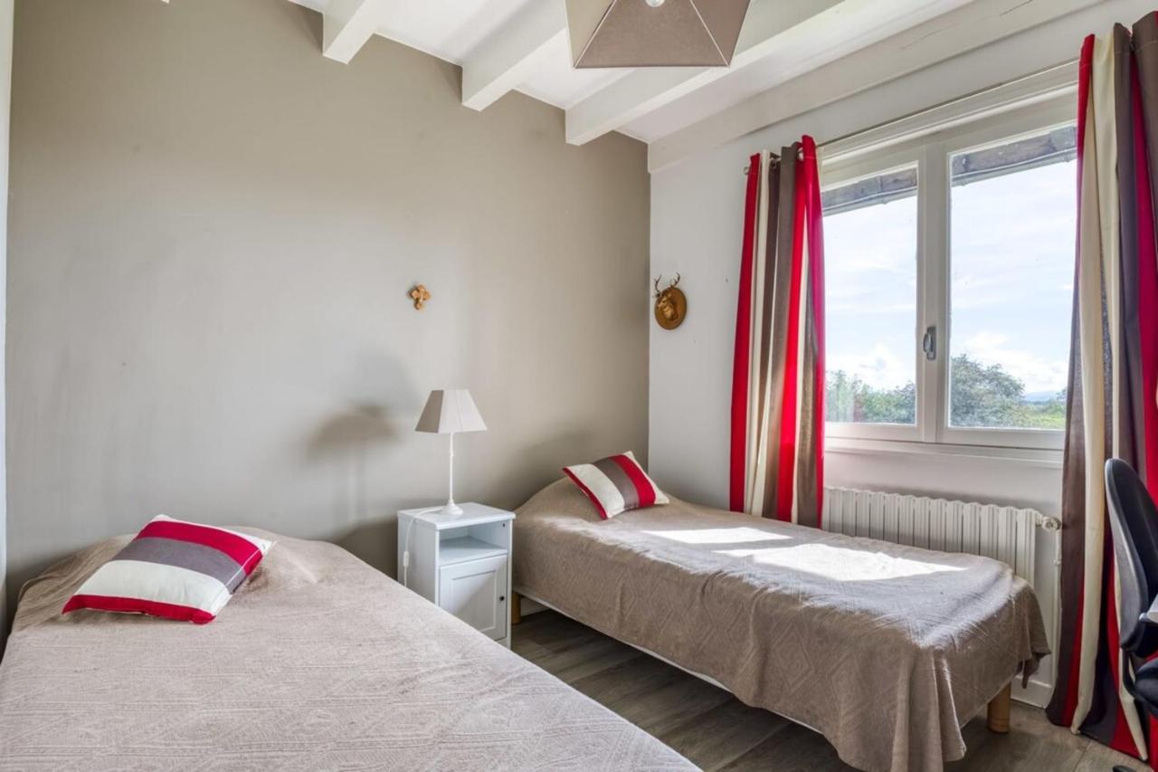 Family Villa At 1H15 From Lyon Precieux Luaran gambar
